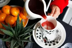 Arabia Paratiisi Vati 16,5 Cm, Musta