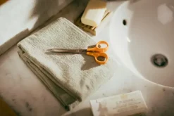 Fiskars Classic Paperisakset 17Cm