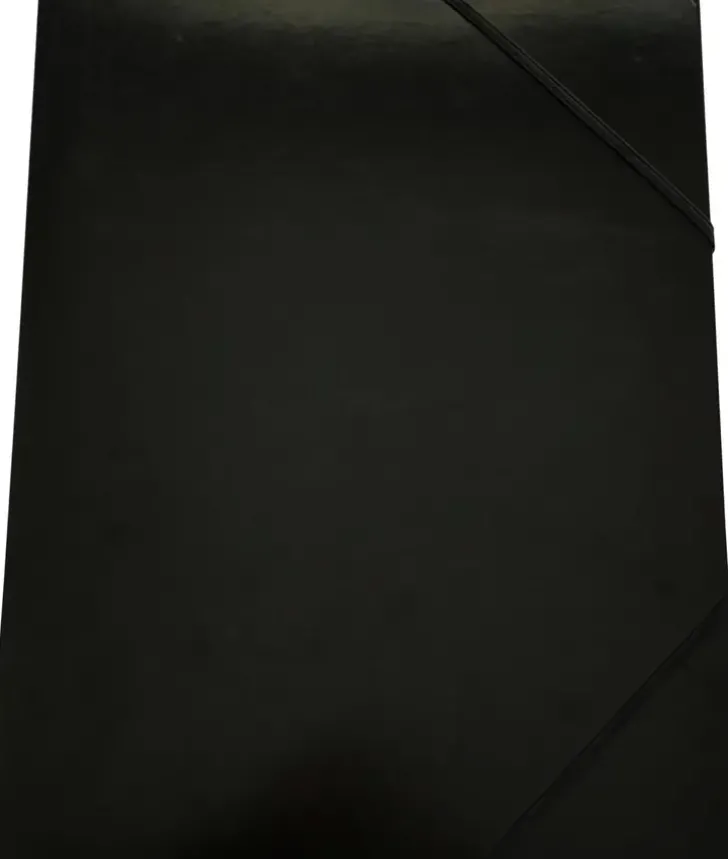 Karto Kulmalukkokansio A4 Musta