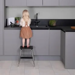 Lanka Ja Muovi Porrasjakkara Lm 185, Kromi/Musta