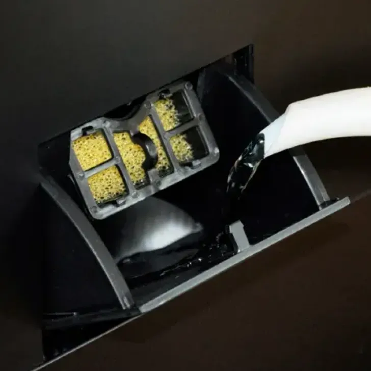 Stadler Form Oskar Ilmankostutin Musta